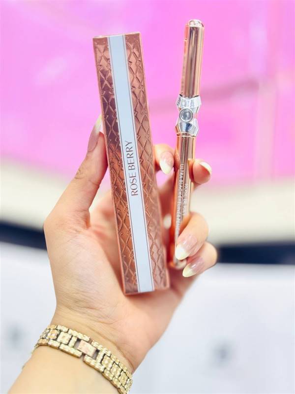 ايلاينر روز بيري قلم🖤 ROSE BERRY –  Black Eyeliner Pen 🖤
