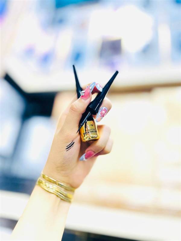 🔥 ديب لاينر إيفر بيوتيEver Beauty Dip Eyeliner 🔥